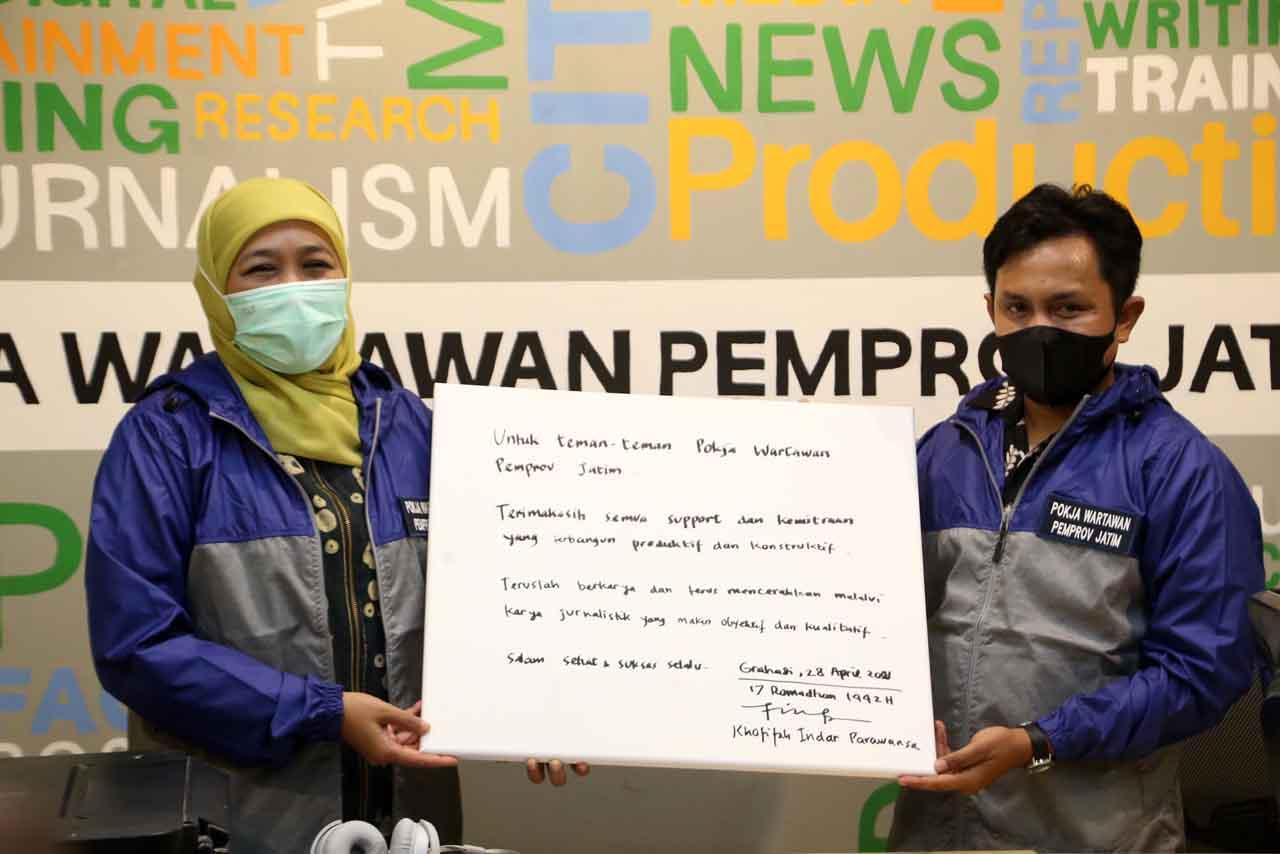 Gubernur Khofifah Resmikan...