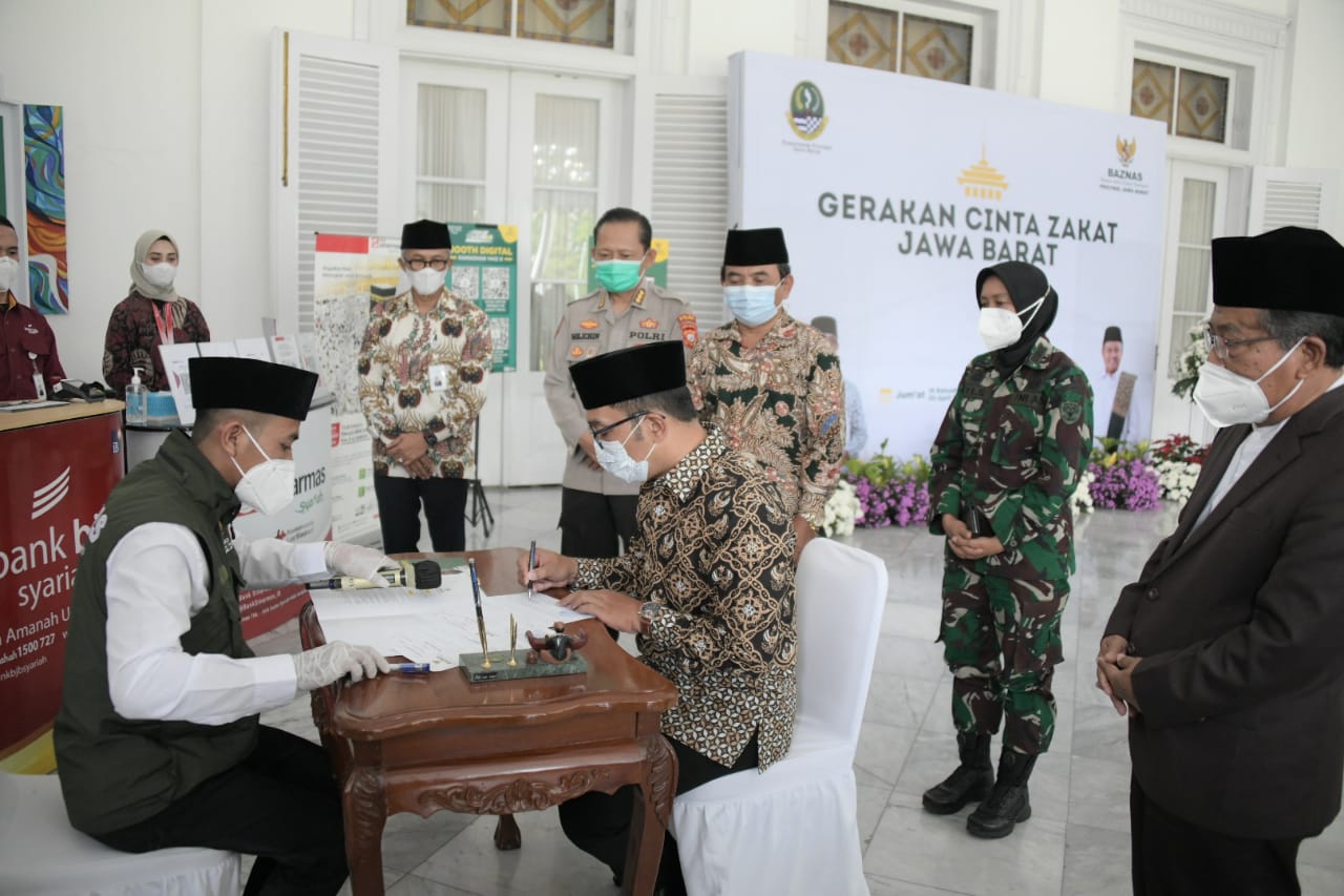 Ridwan Kamil dan Pimpinan...