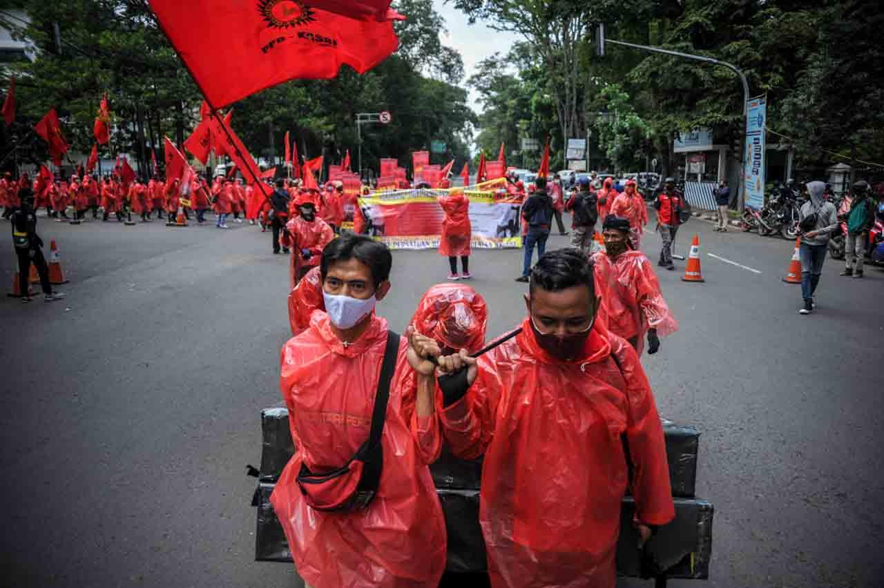 Peringati May Day, Buruh...