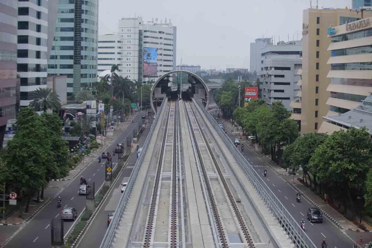 Rel LRT Jabodebek Sudah...
