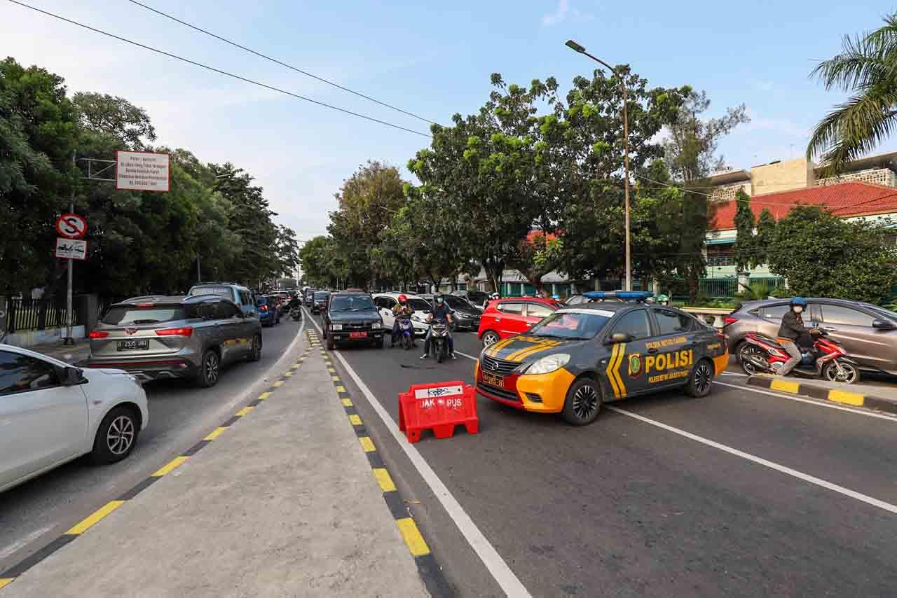 Pengunjung Membludak,...