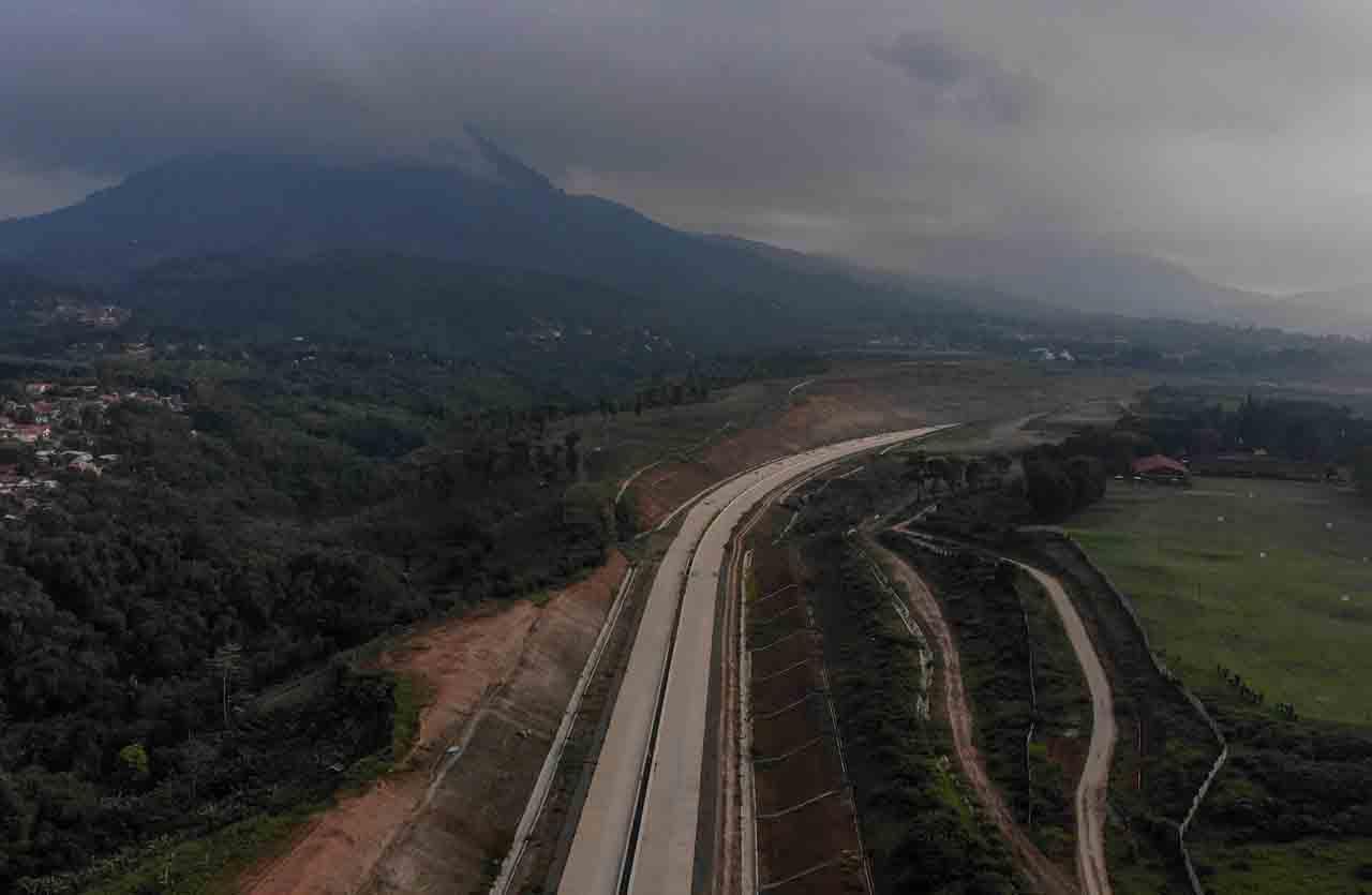 Progres Proyek Tol Cisumdawu...