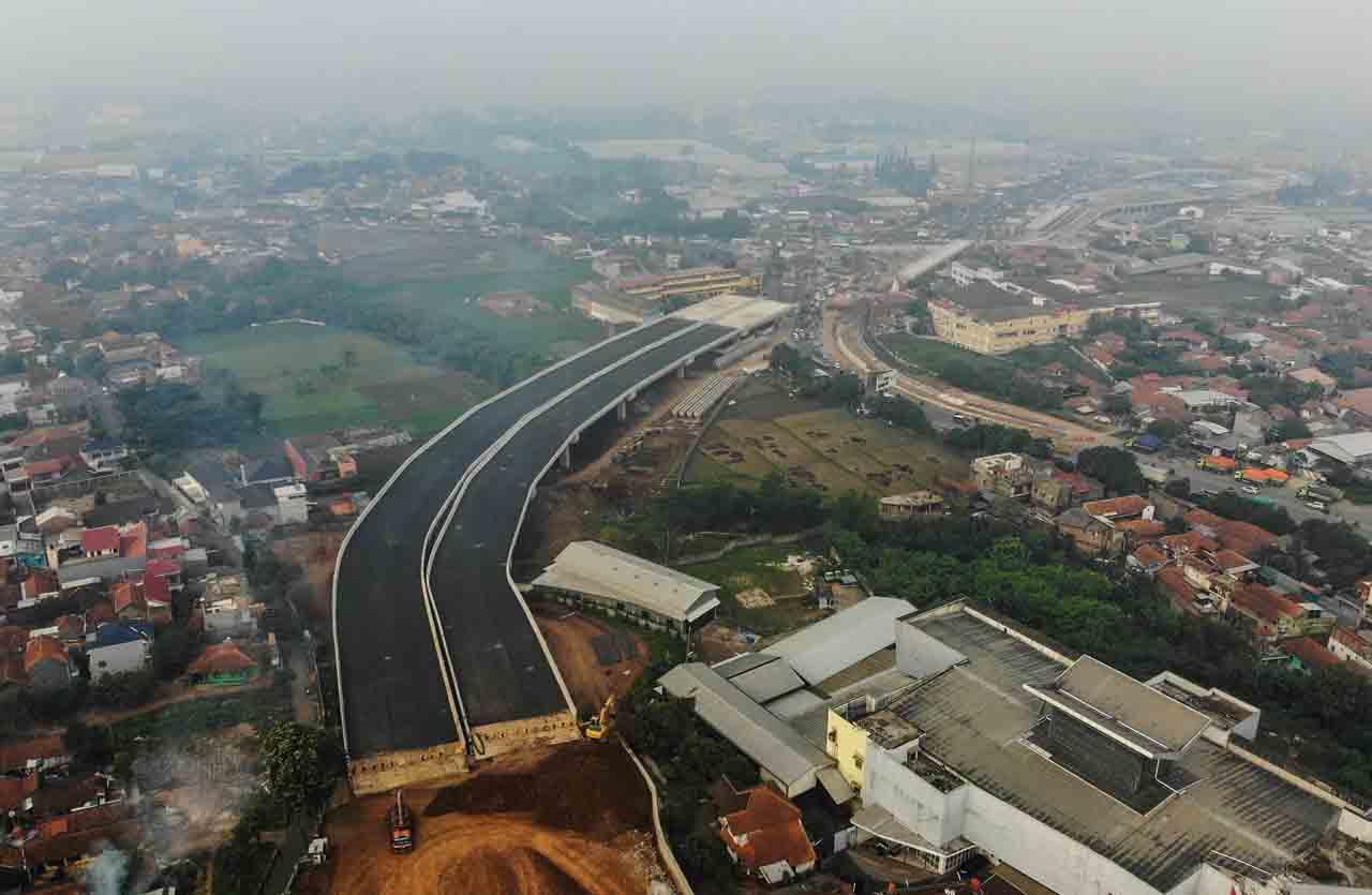Progres Proyek Tol Cisumdawu...
