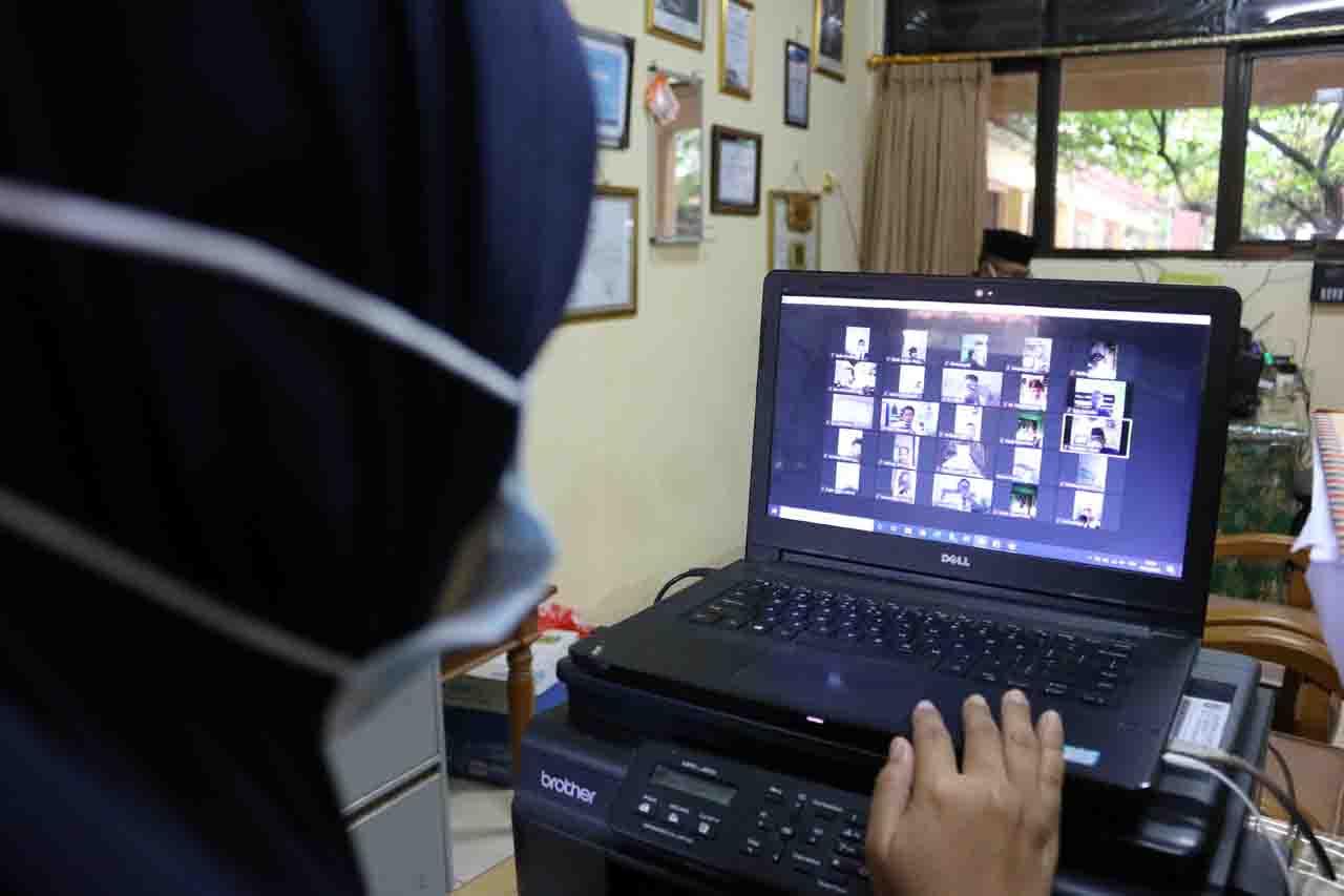 Siswa SD di Pulau Panggang...