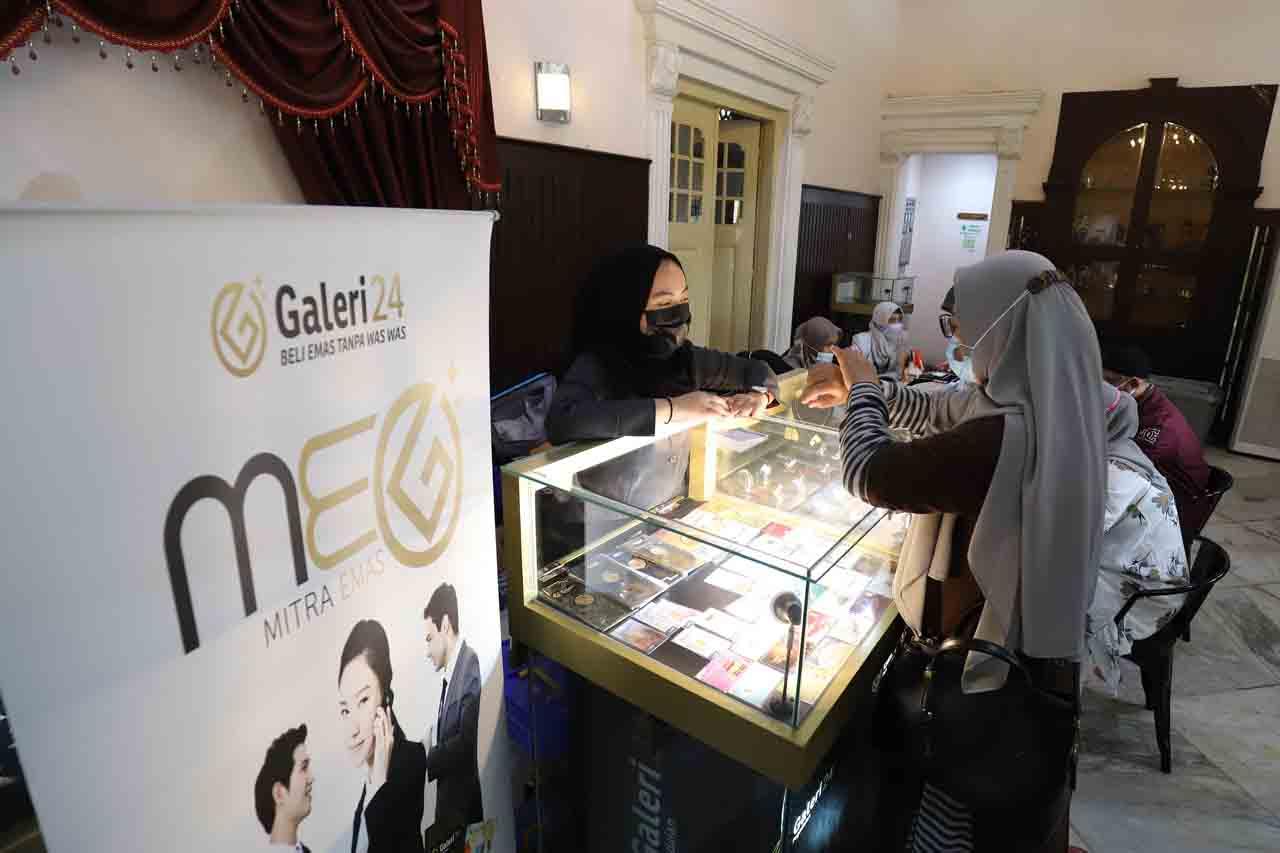 Harga Emas 24 Karat...