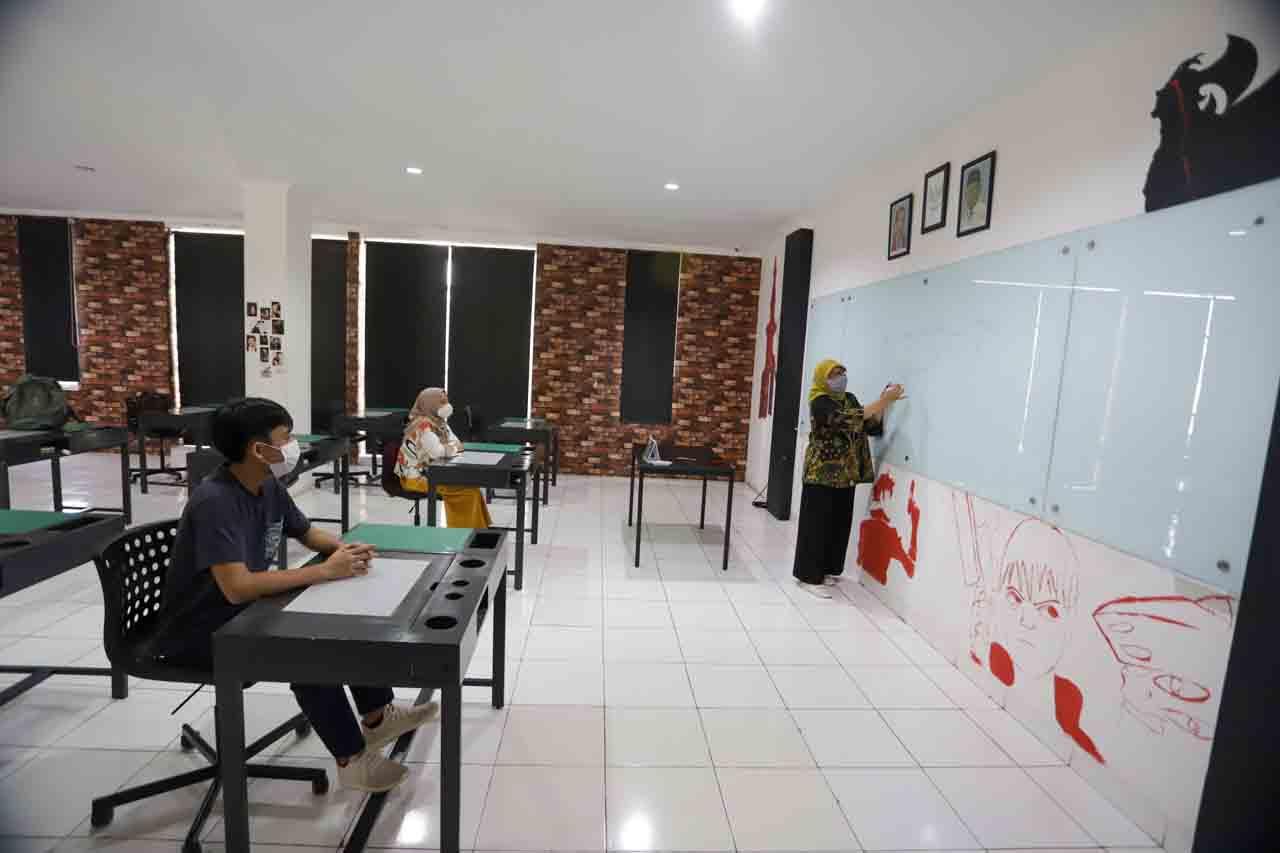 SMA Pintar Lazuardi...