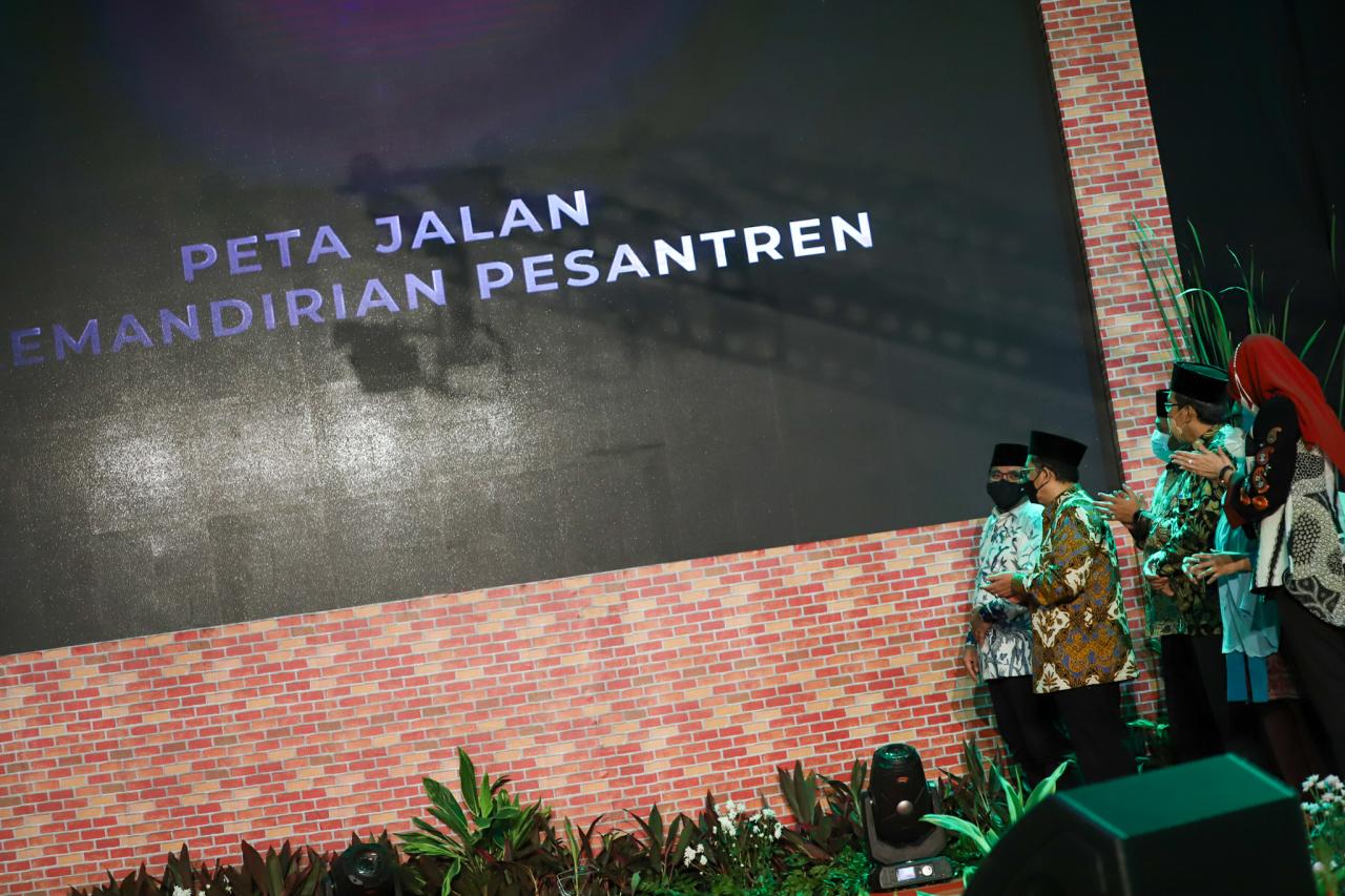 Menteri Agama Resmikan...