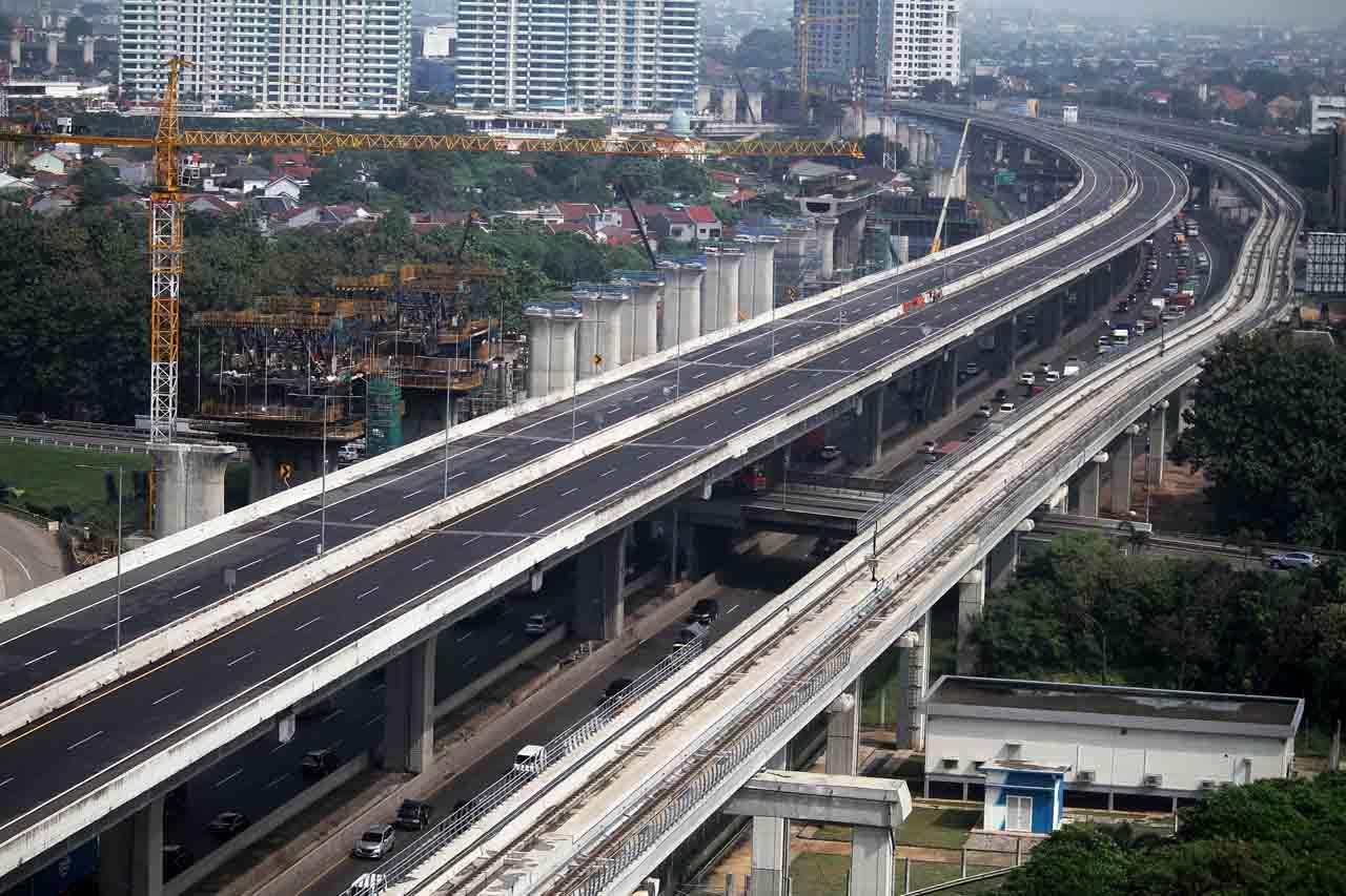Larangan Mudik Berlaku,...