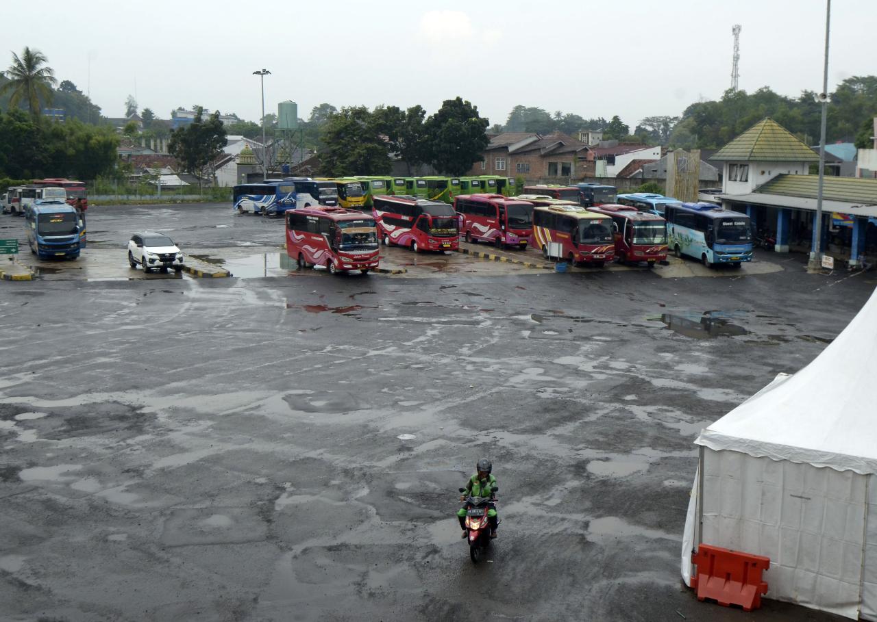 Terminal Rajabasa Lampung...