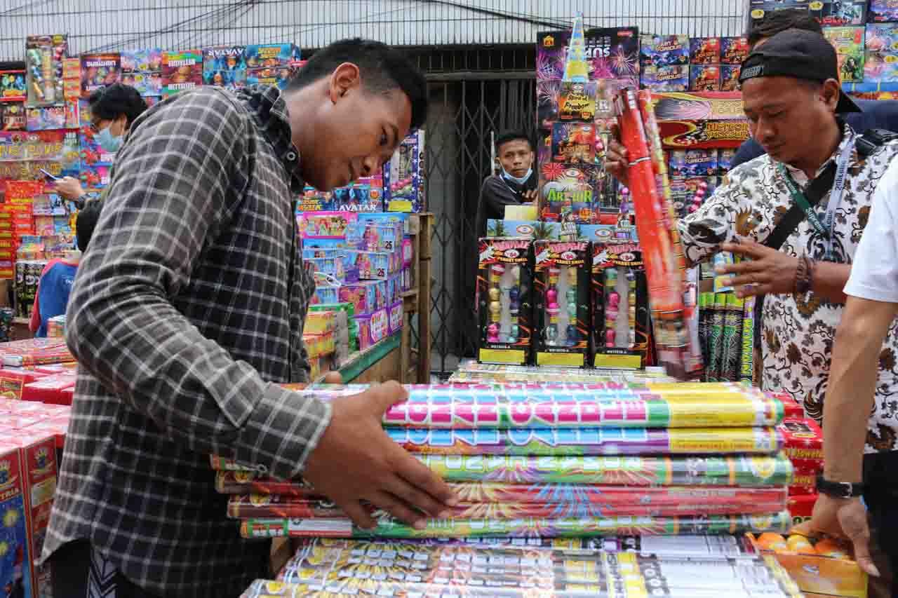 Mendekati Lebaran, Warga...