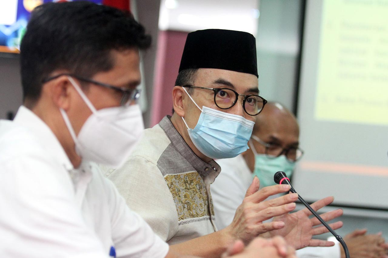 REI DKI Jakarta Serahkan...