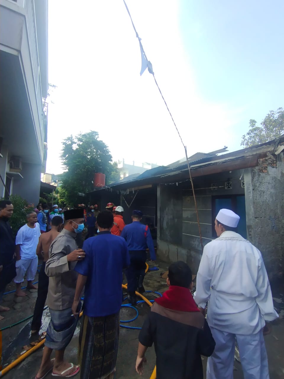 Ditinggal Sholat Ied,...