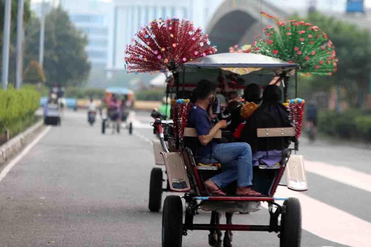 Serunya Keliling Kemayoran...