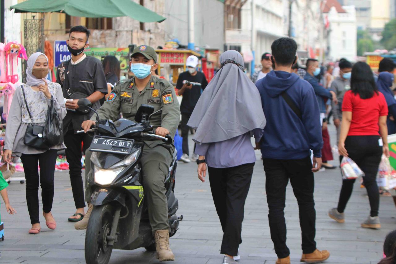 Tutup Selama Libur Lebaran,...