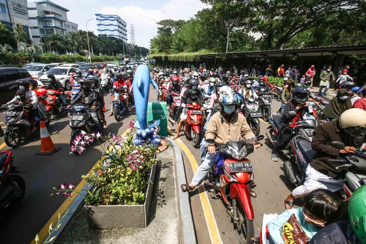 Hari Kedua Lebaran,...