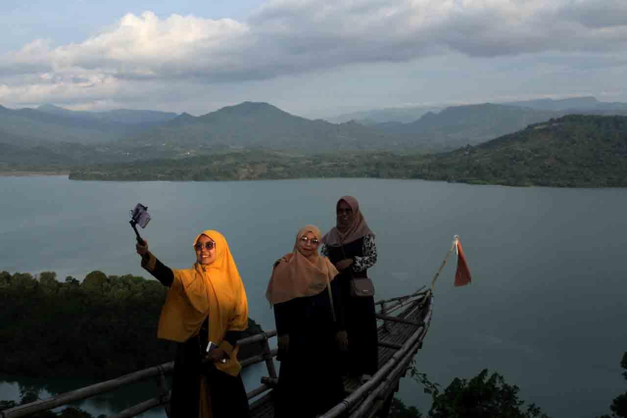 Liburan Idul Fitri di...
