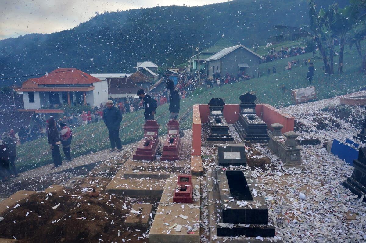 Festival Mercon di Desa...