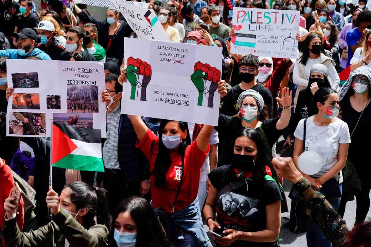 Dukungan Pro Palestina...