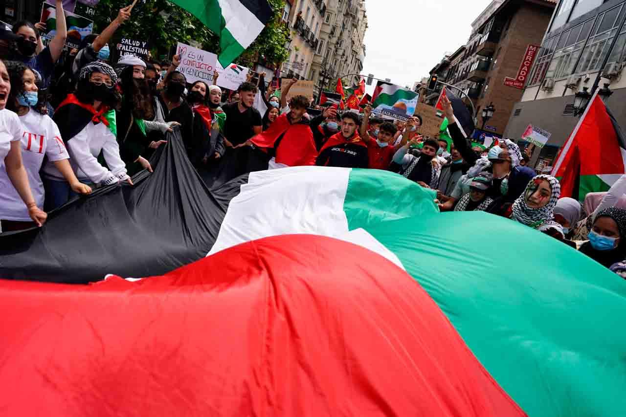 Dukungan Pro Palestina...