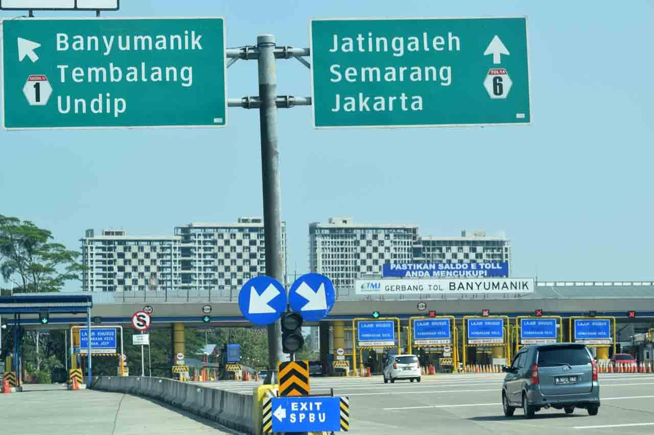 Jalan Tol Semarang-Solo...
