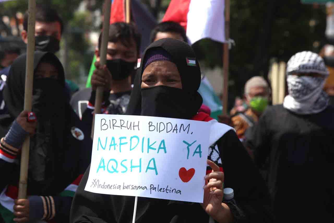 Bela Palestina, Massa...