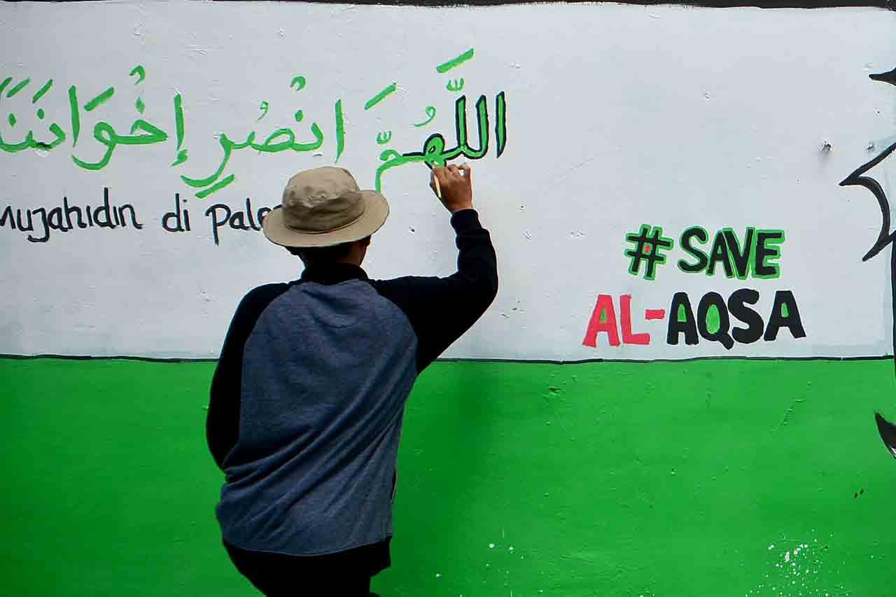 Dukung Palestina Lewat...