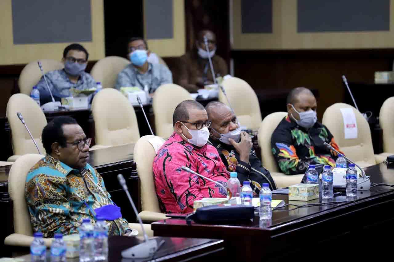 MPR Berkomitmen Bantu...