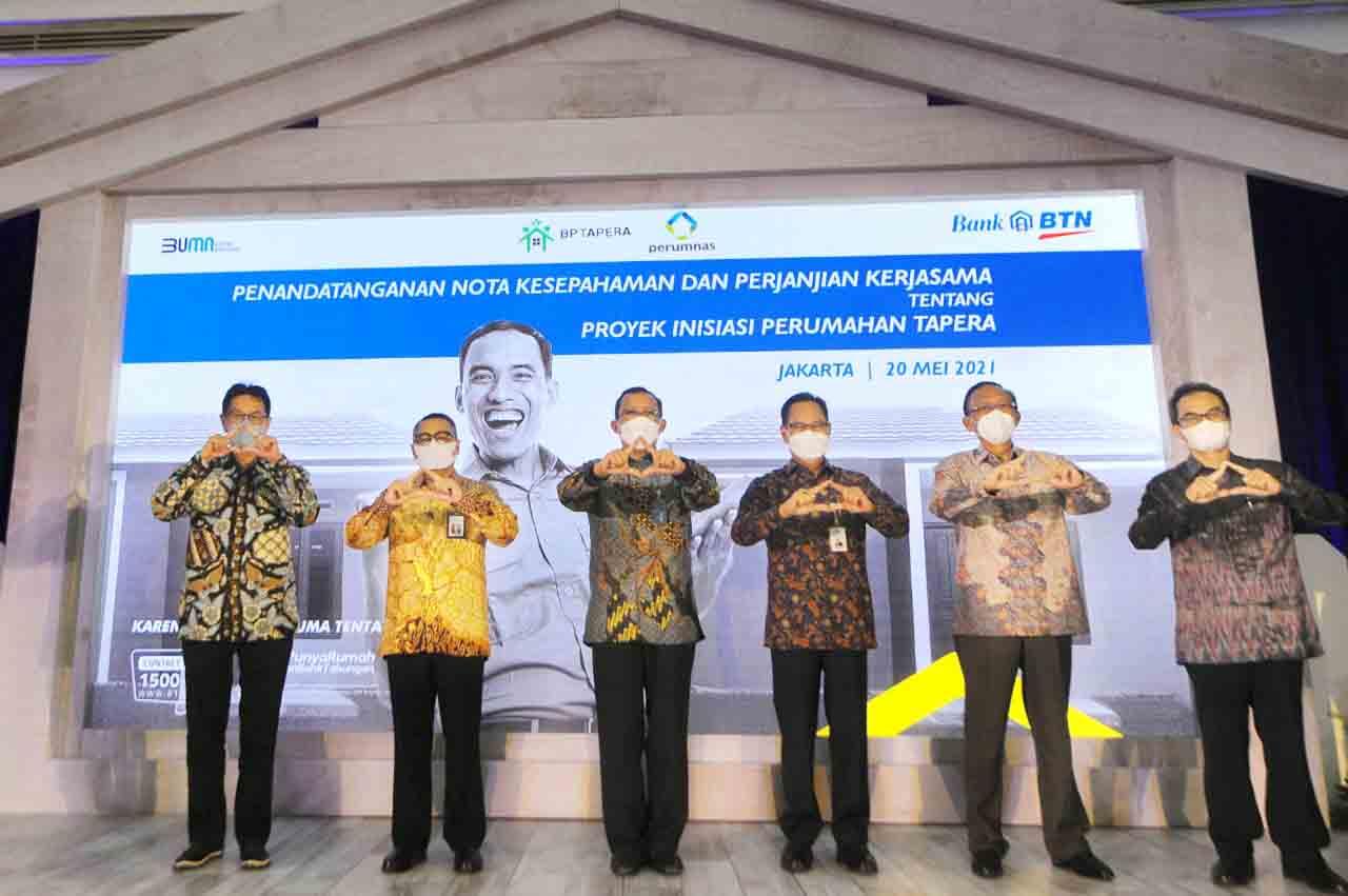 Kolaborasi untuk Permudah...