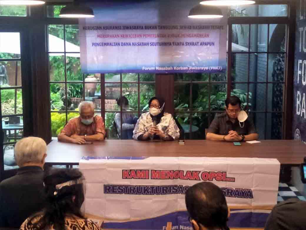 Pensiunan Garuda Indonesia...