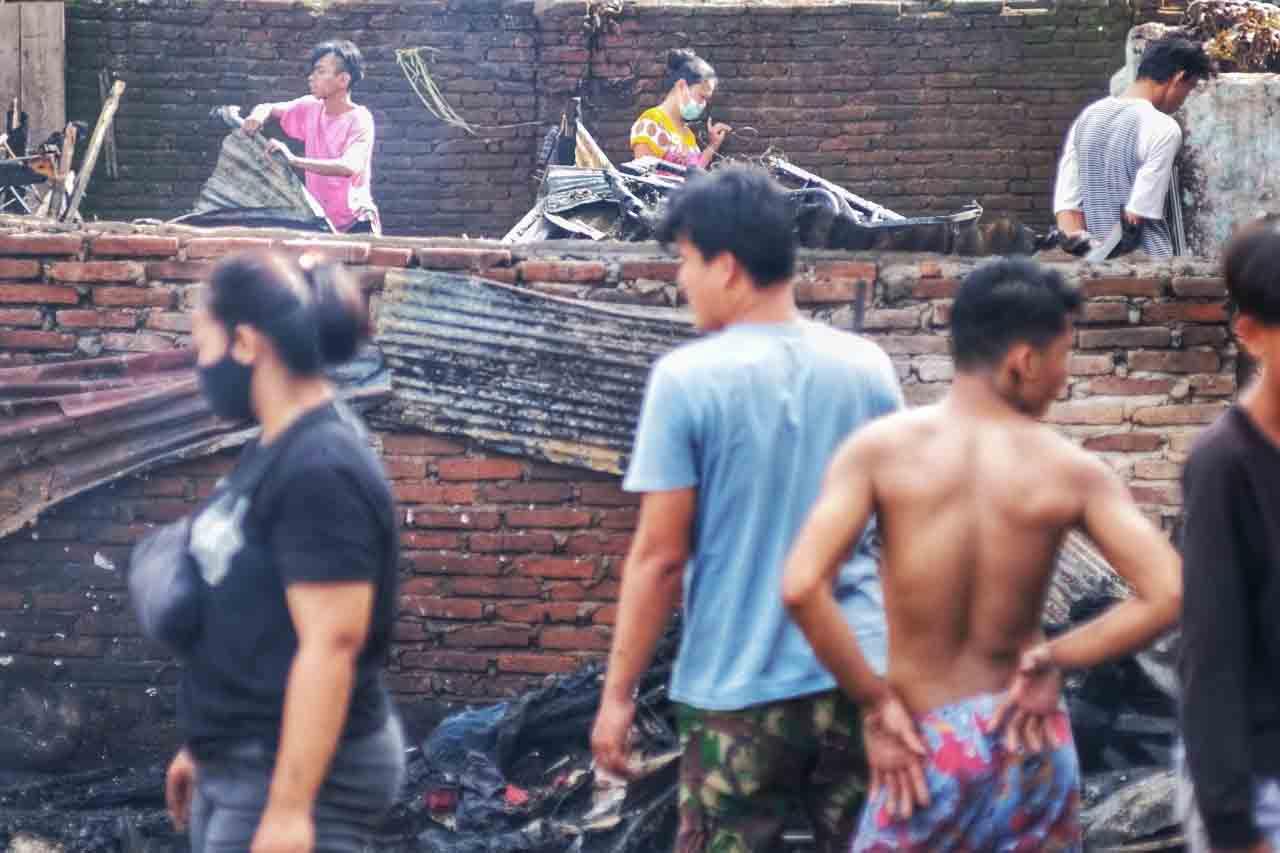 Kebakaran Landa Permukiman...