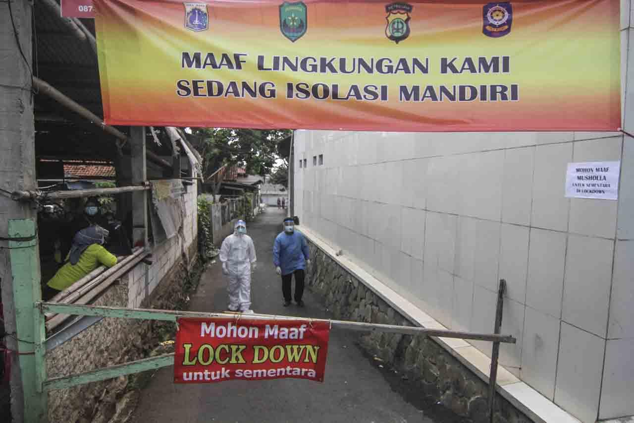52 Warga Positif Covid-19,...