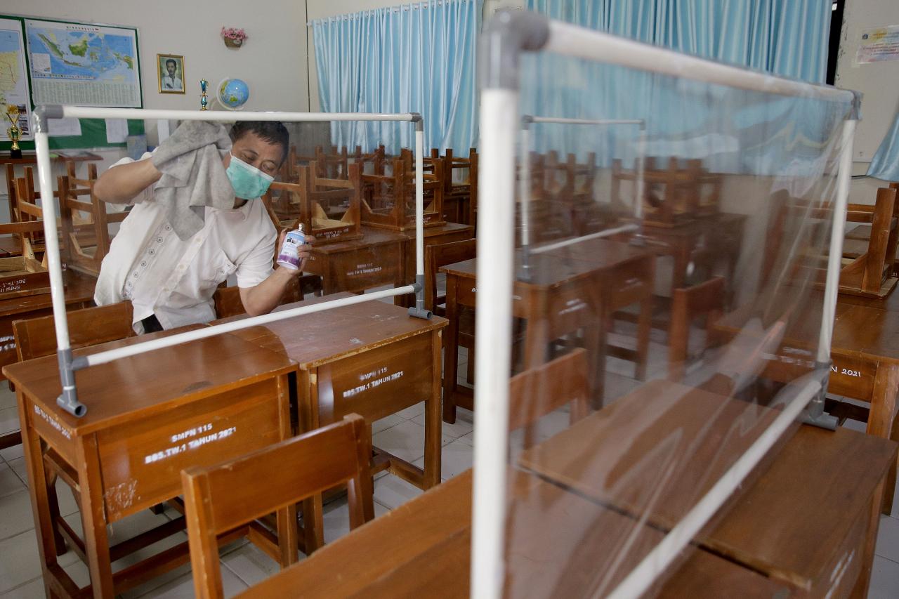 Persiapan Penerimaan...