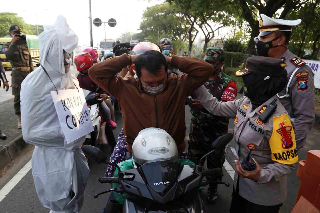 Pocong Korban Covid-19...