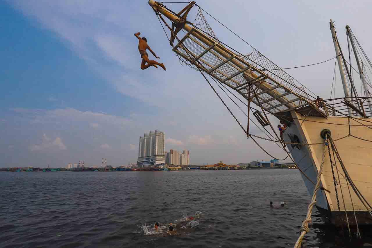 Aksi Nyali Anak Pesisir...