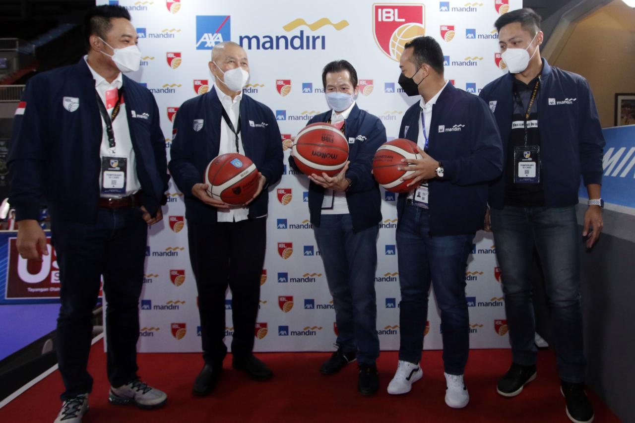 AXA Mandiri Beri Perlindungan...