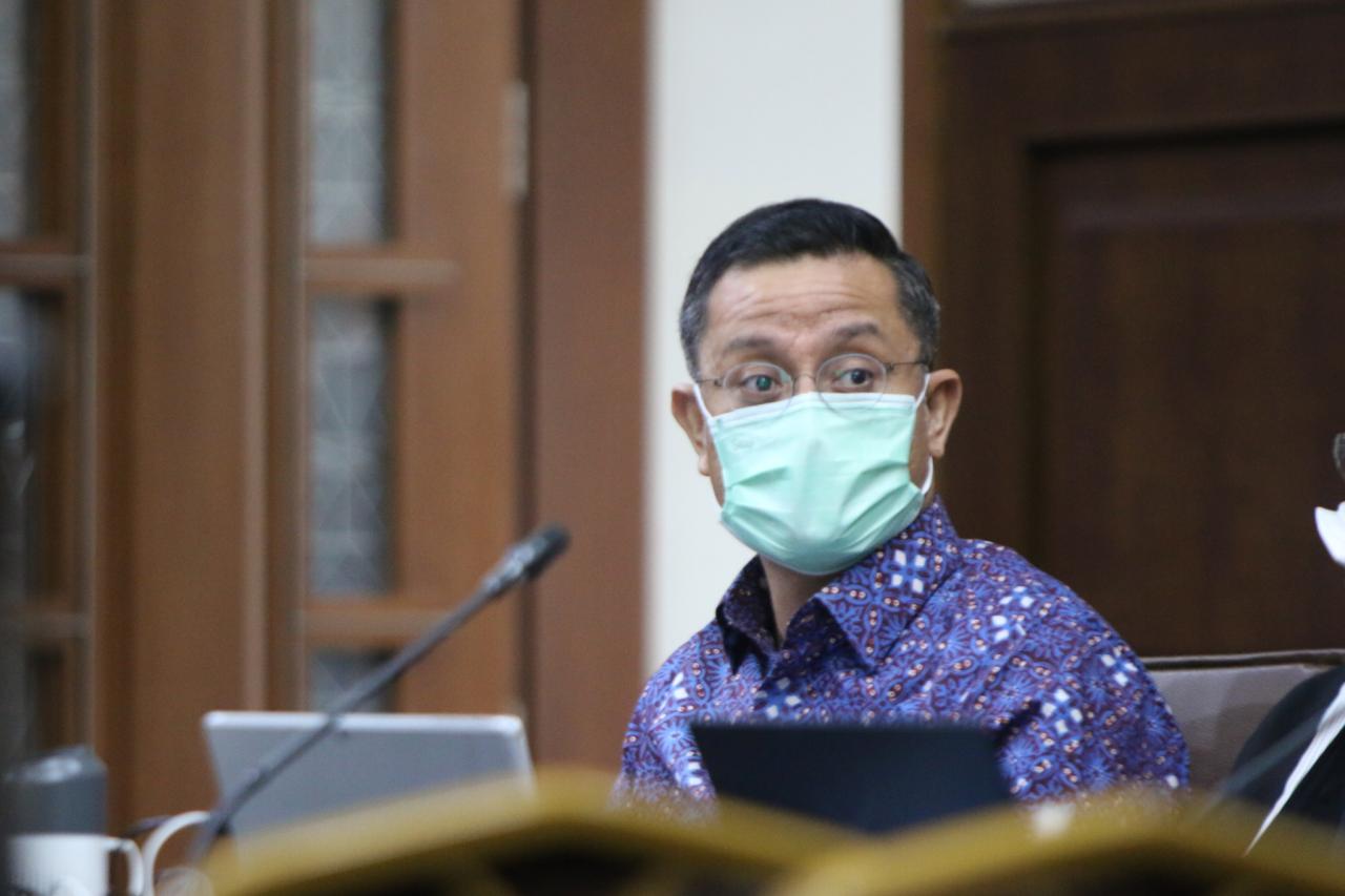 Harry Van Sidabuke Jadi...