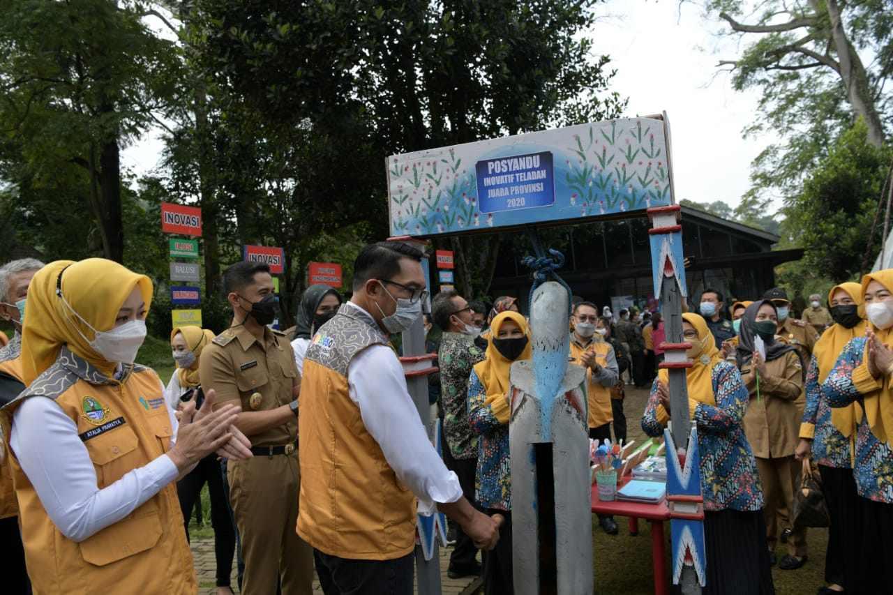 Ridwan Kamil Luncurkan...