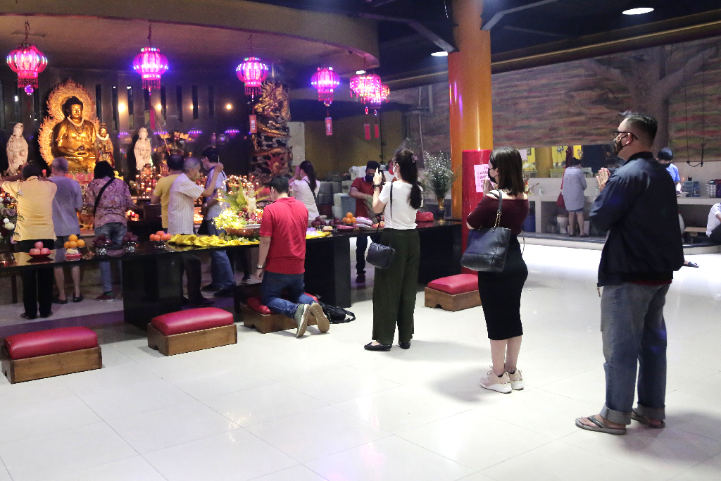 Perayaan Waisak di Vihara...