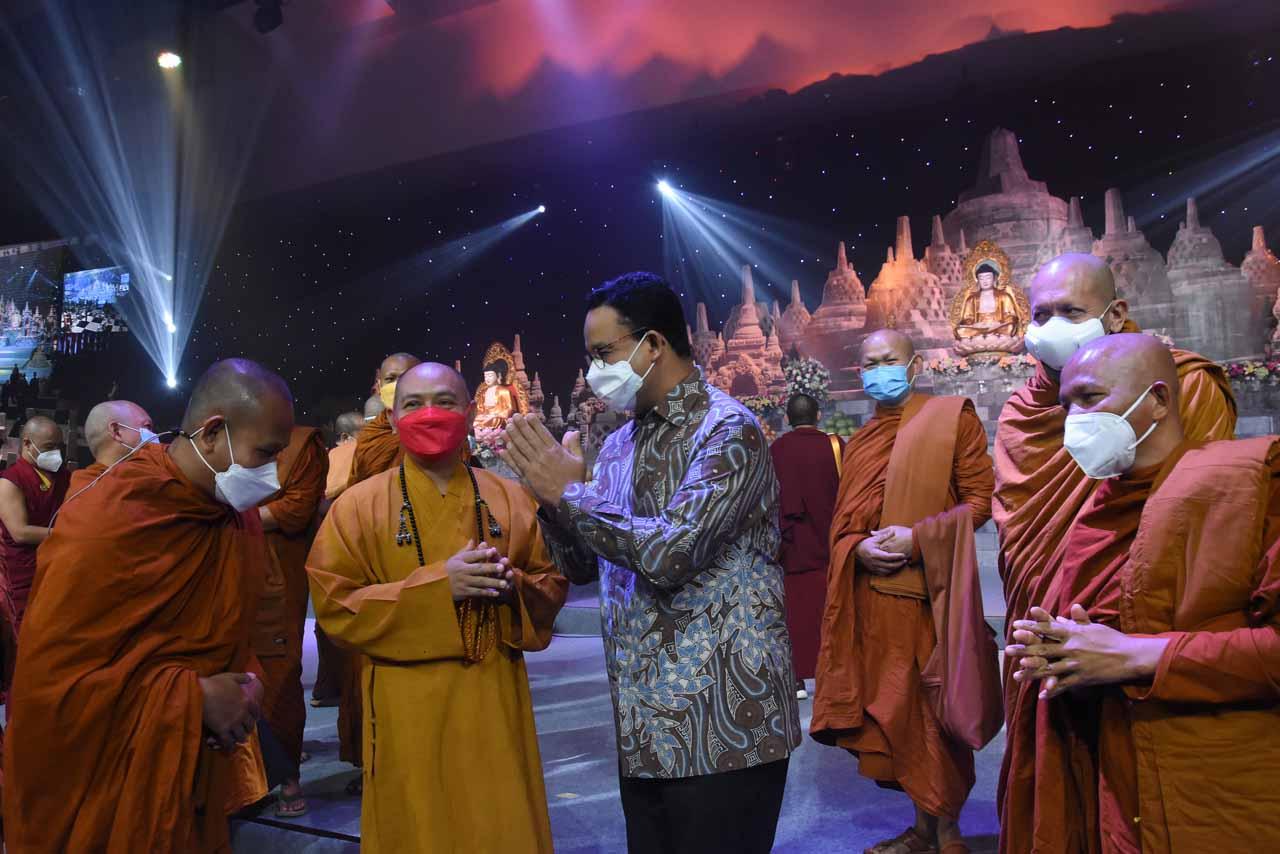 Anies Baswedan Hadiri...