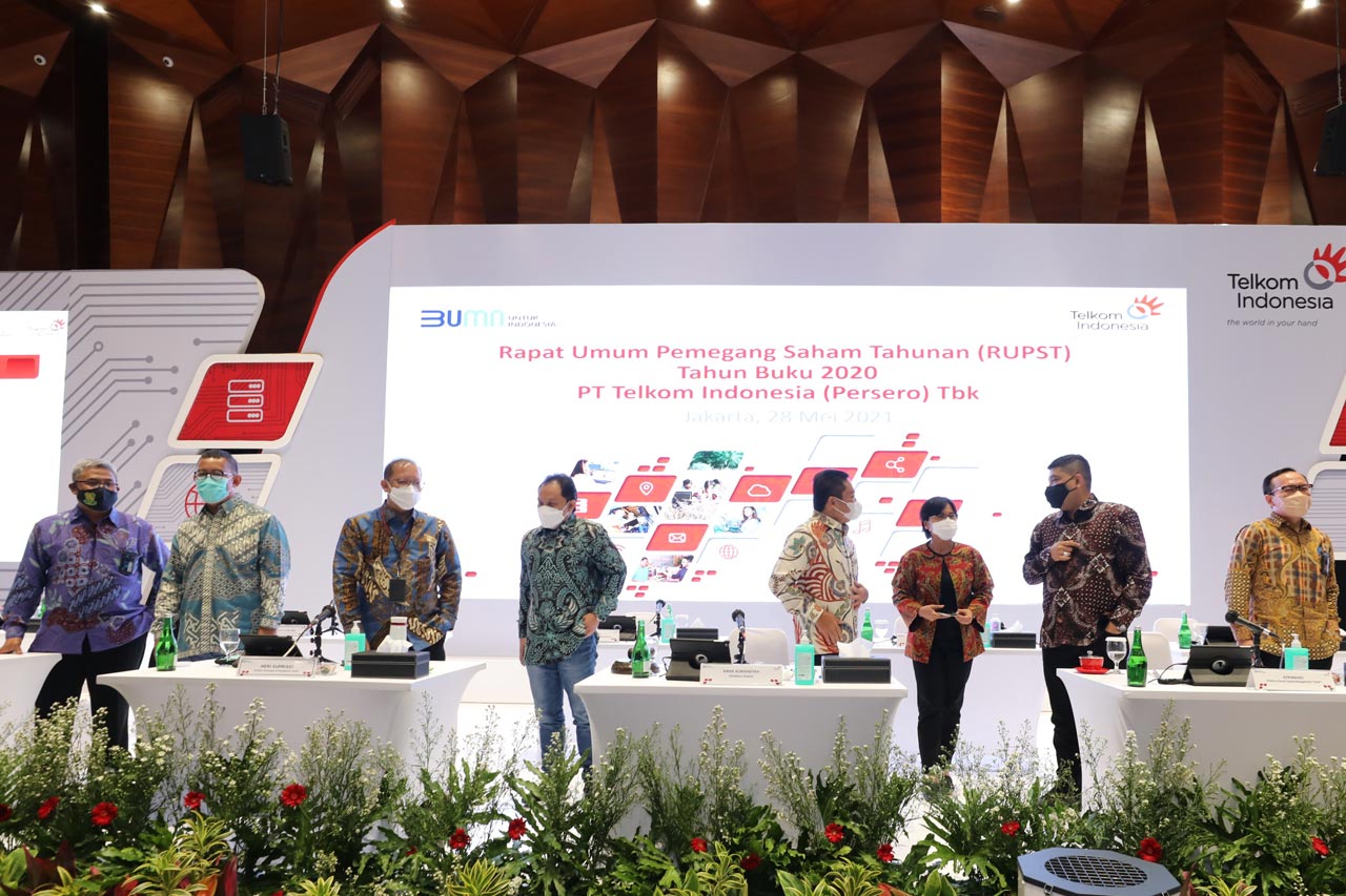 Telkom Bagikan Dividen...