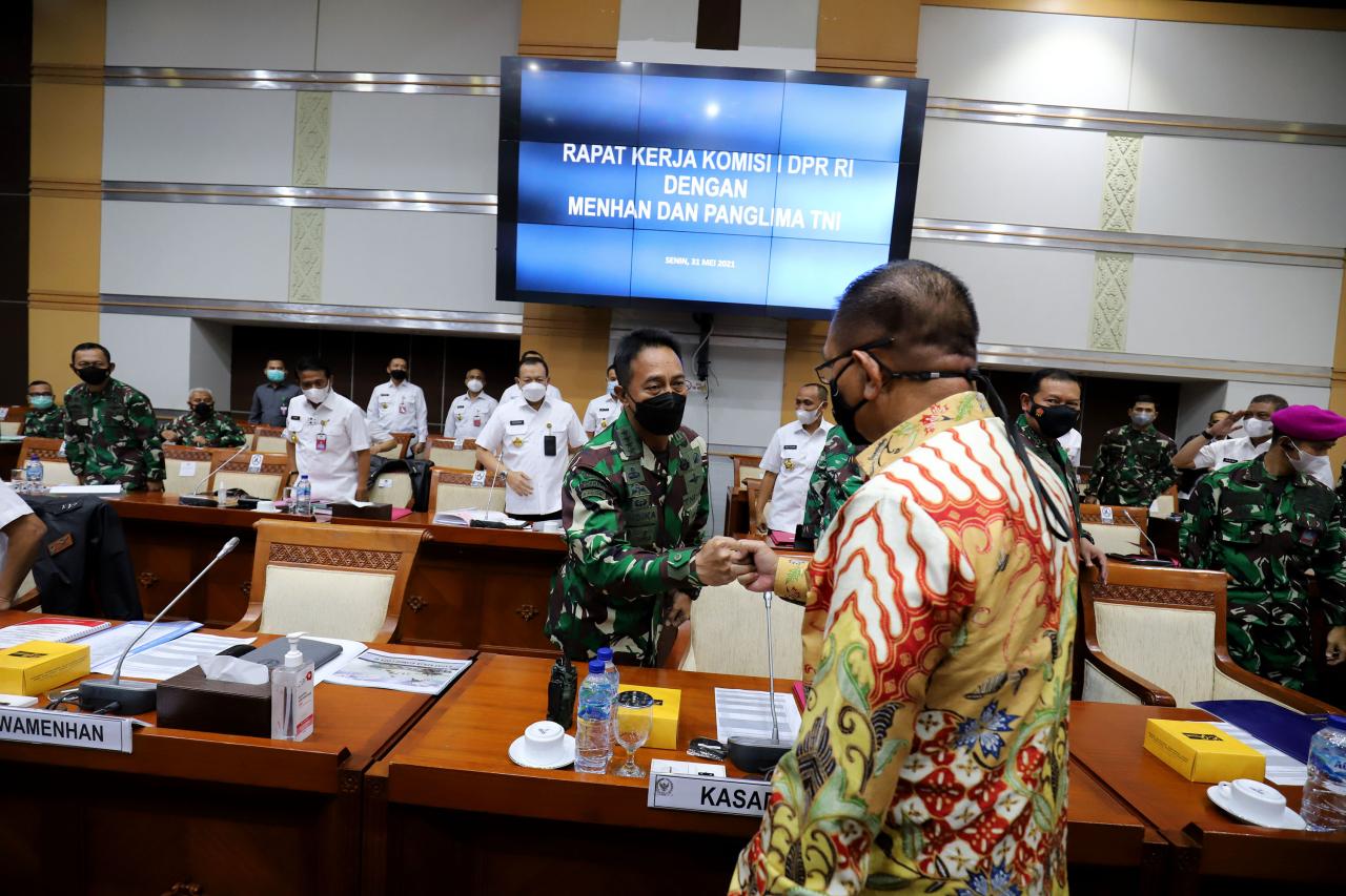 Bahas Situasi Keamanan...