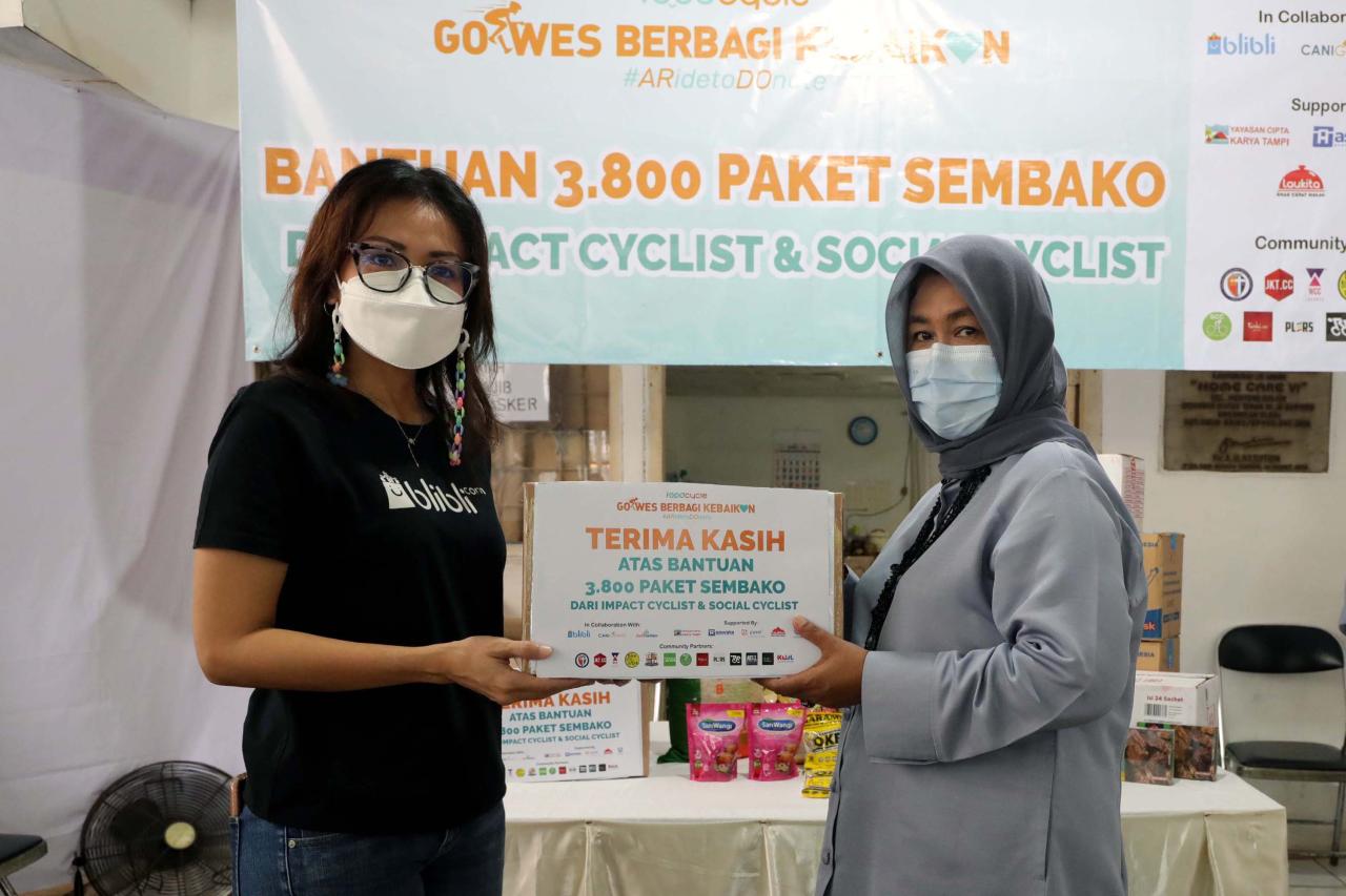 Gowes Berbagi Kebaikan