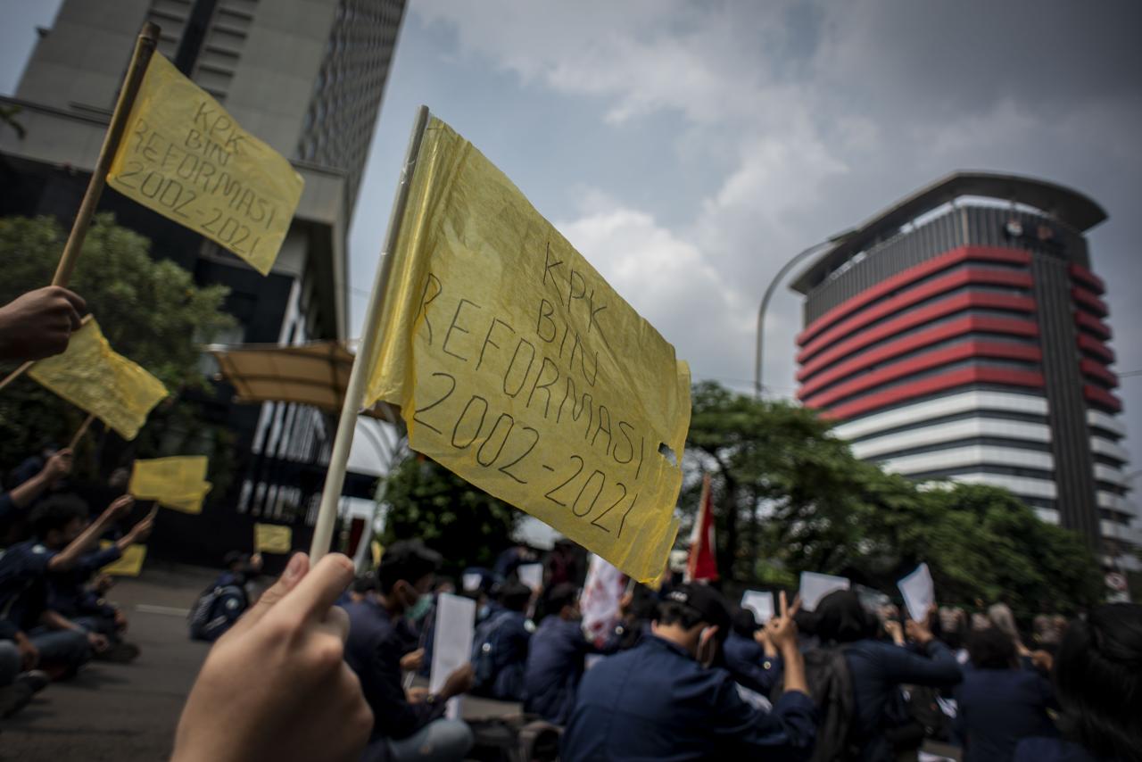 Aksi Mahasiswa Tolak...