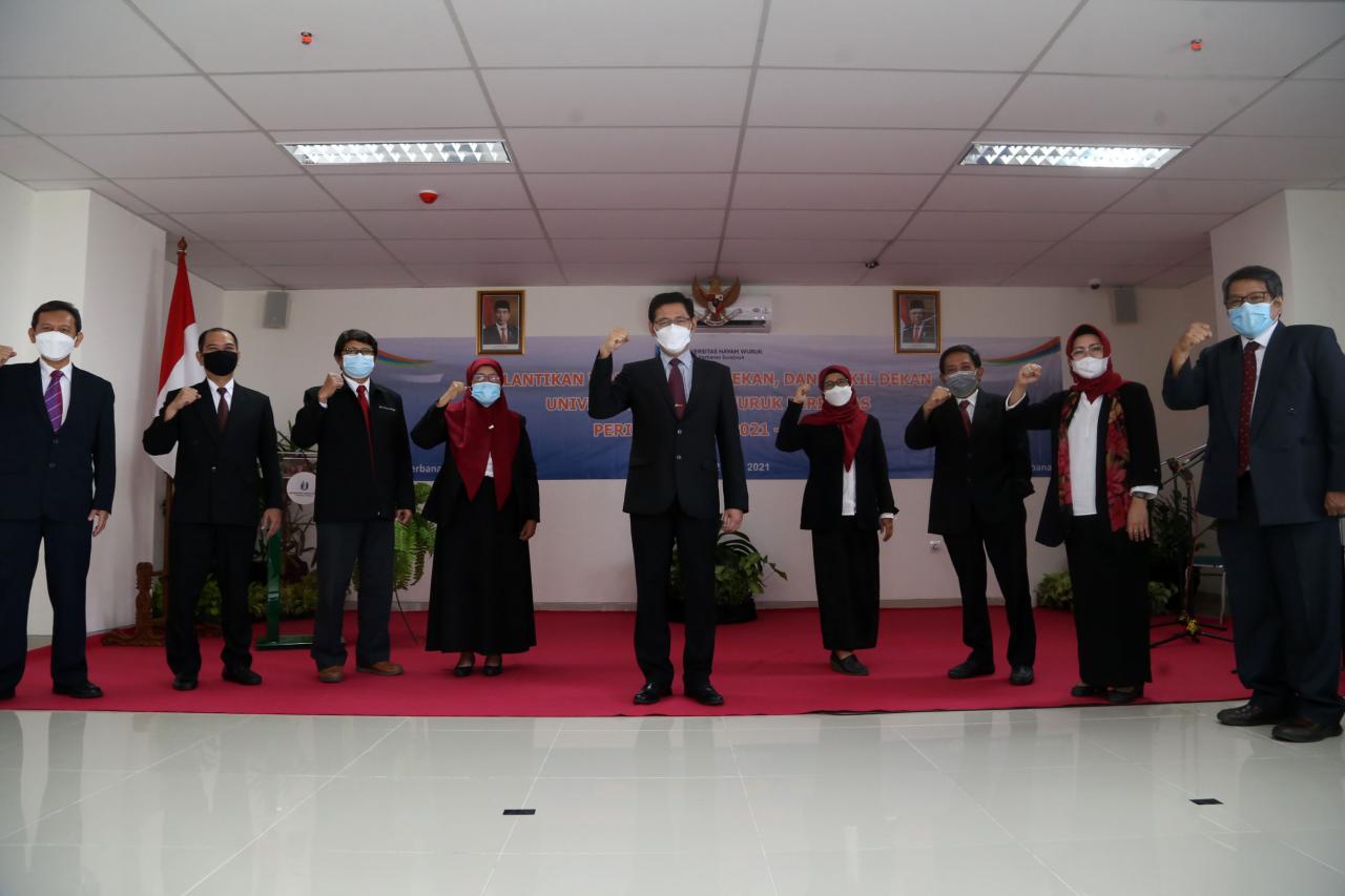Meniti Kejayaan Majapahit,...