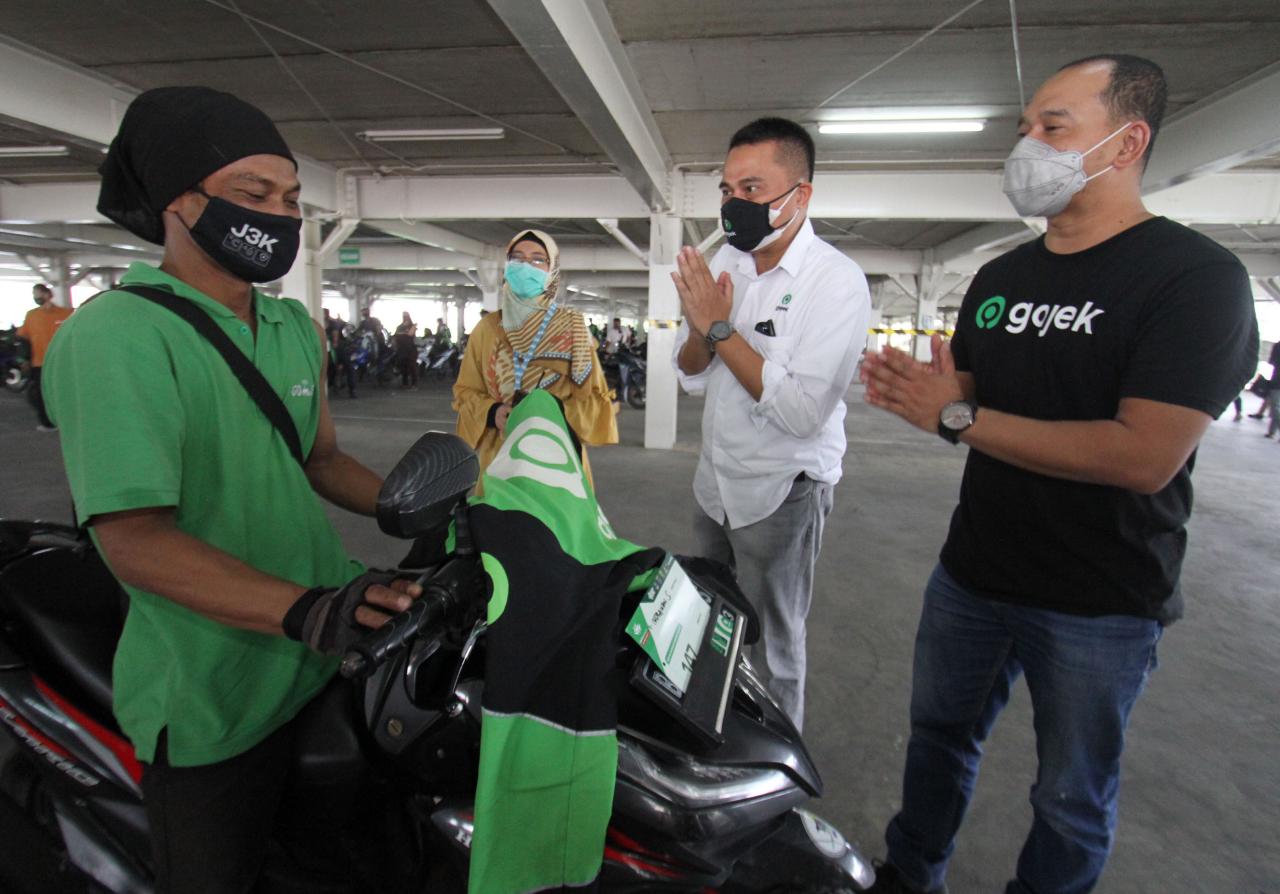 Ratusan Mitra Driver...