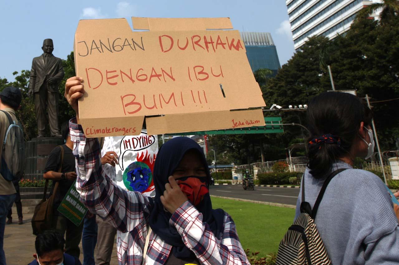 Peringati Hari Lingkungan...