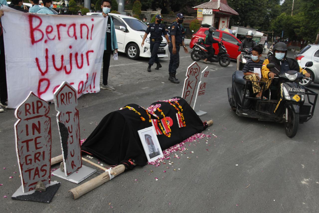Mahasiswa di Solo Gelar...