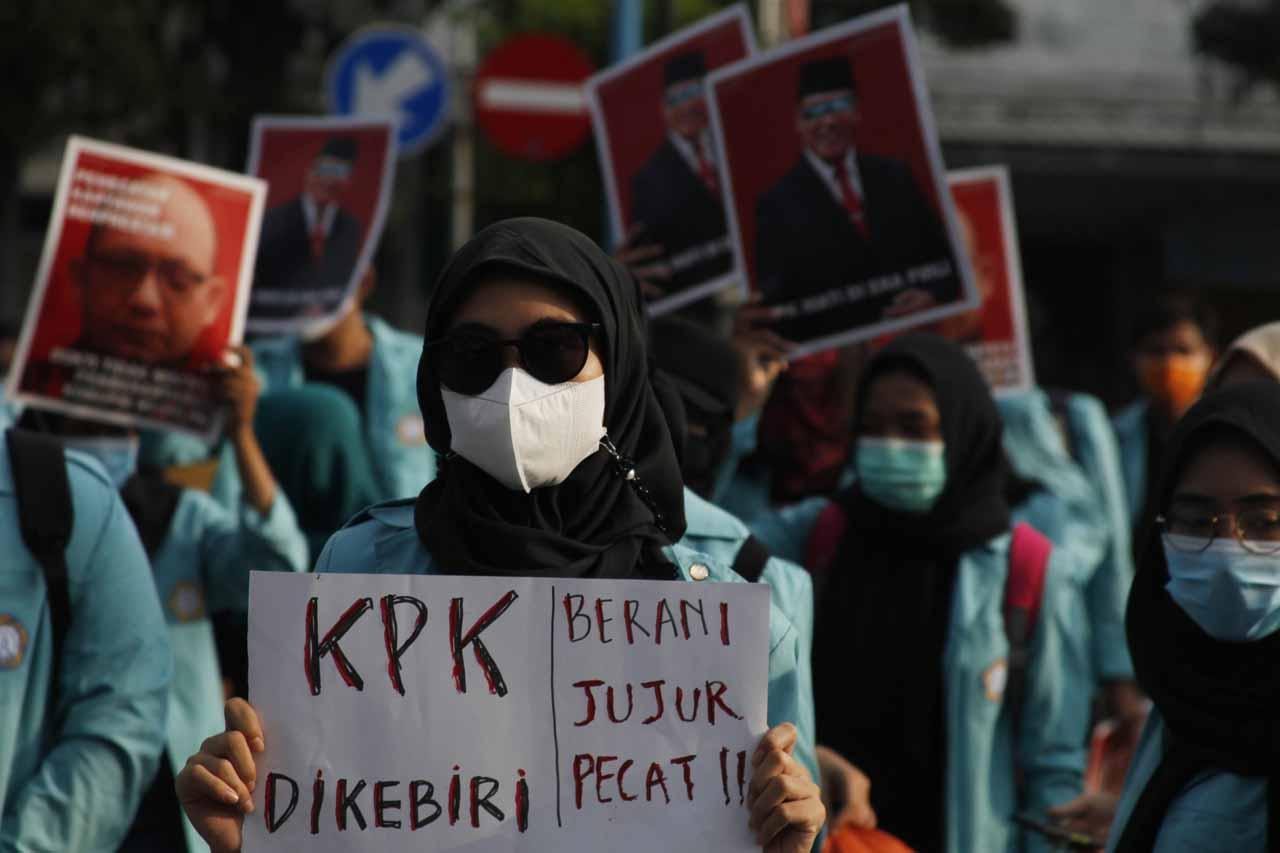 Mahasiswa di Solo Gelar...