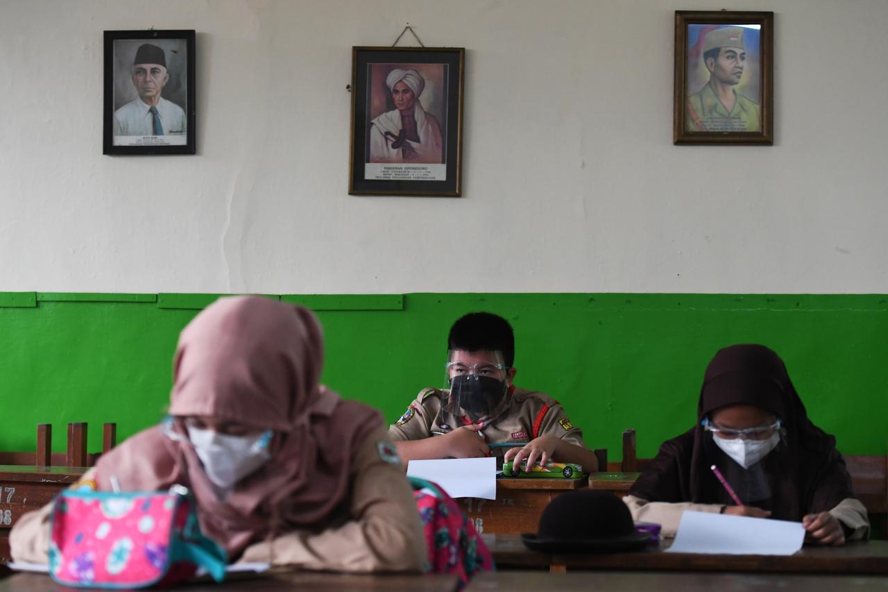226 Sekolah di Jakarta...