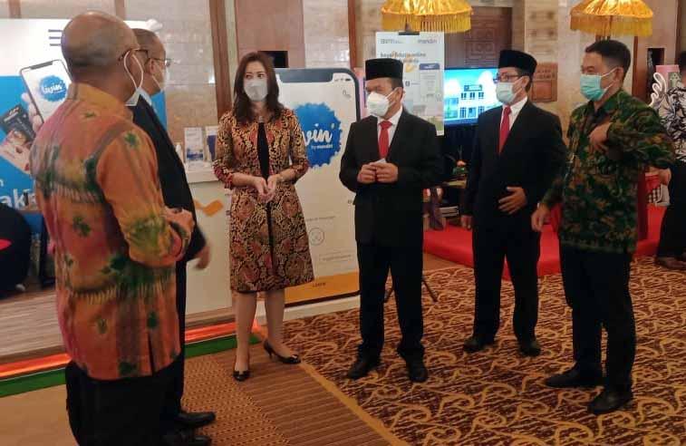 Bank Mandiri Resmikan...